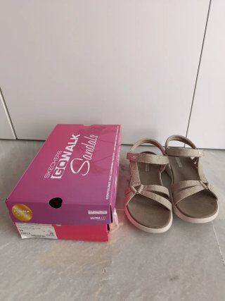 Sandalias Skechers Go Walk Beige Talla 39