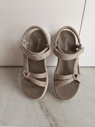 Sandalias Skechers Go Walk Beige Talla 39
