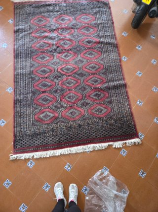 Alfombra oriental estilo Bokhara 235 × 160 cm