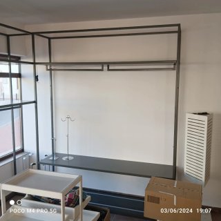 Mobiliario Tienda Ropa Estanterías Metal Cristal