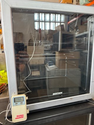 Vinoteca sobremesa Berthen