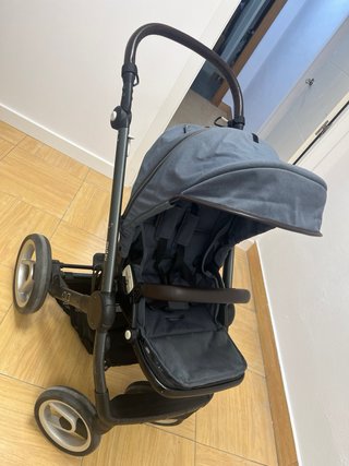 Carrito Mutsy Evo mega cómodo y en buen estado