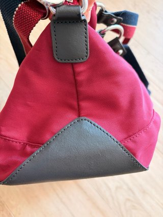 Bandolera Tote Tommy Hilfiger Burdeos