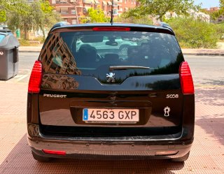 Peugeot 5008 2010