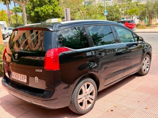 Peugeot 5008 2010
