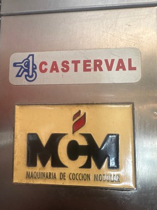 Asador de pollos profesional