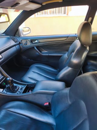 Mercedes-Benz  CLK 2001
