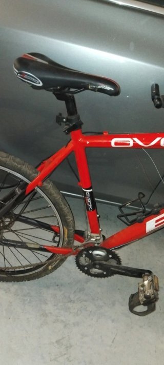 Bicicleta de Montaña BH Roja