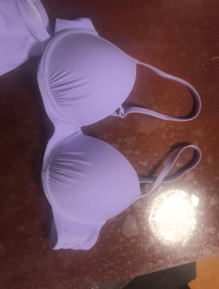 Bikini lila con braguita de talle alto