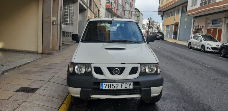 Nissan Terrano II 2006 - foto 1