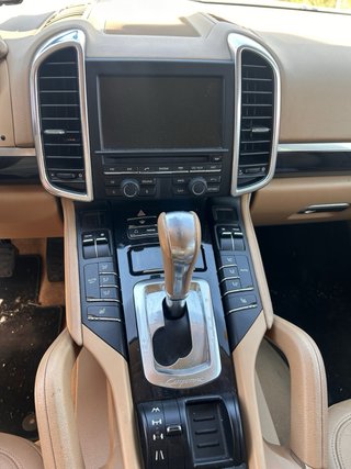 Porsche Cayenne 2011