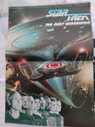 Revista Adrenalina Hebdo Star Trek con poster