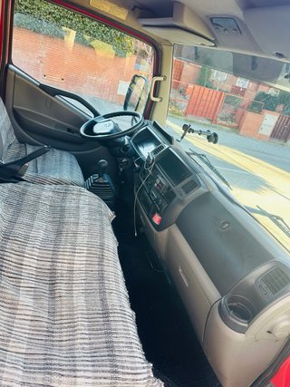 Nissan Cabstar grua portacoches