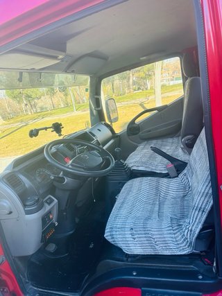 Nissan Cabstar grua portacoches