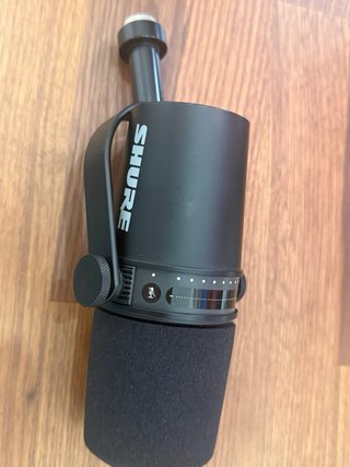 Shure MV7 Micrófono Podcast Negro