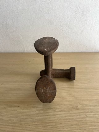 Artilugio zapatero antiguo metal