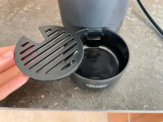 Cafetera Nespresso Vertuo Pop Negra