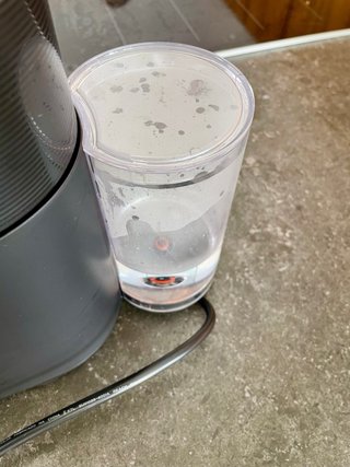 Cafetera Nespresso Vertuo Pop Negra