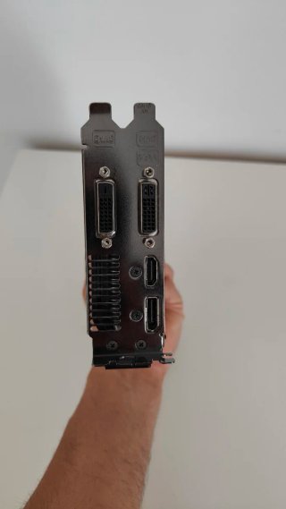 Tarjeta Gráfica ASUS Radeon HD 7770 1GB GDDR5 PCIe