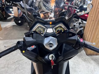 SYM Cruisym 300i ABS