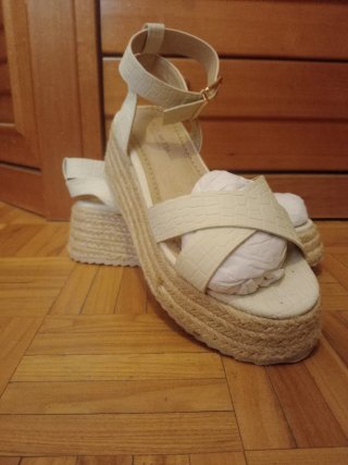 Sandalias cuña esparto beige talla 37