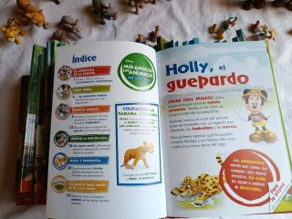 Colección libros Disney con sus figuritas