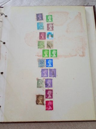 Lote de sellos de Indonesia y Checoslovaquia