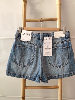 Falda pantalón vaquera Stradivarius