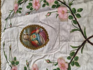 Estandarte antiguo pintado con pasamanería oro