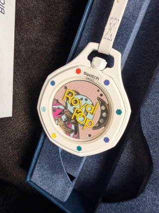 Reloj Swatch x AP Royal Pop Huit Blanc
