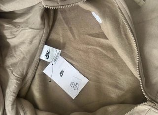 Sudadera Nike con capucha beige Talla S