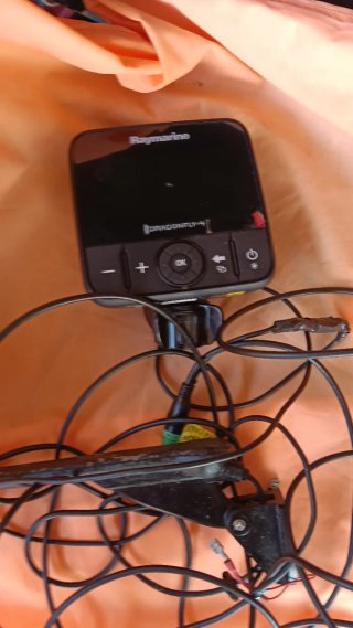 Sonda Raymarine Dragonfly-4