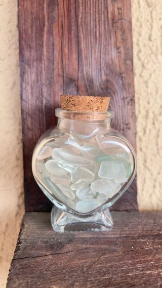 Jarrón/Botella corazón con cristales de Playa