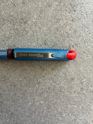 Penna Pentel Energel rossa