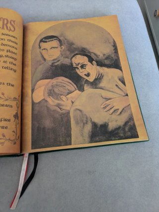 Libro de las Sombras Embrujadas