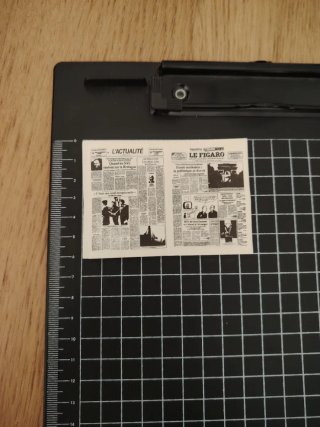 Periódico miniatura