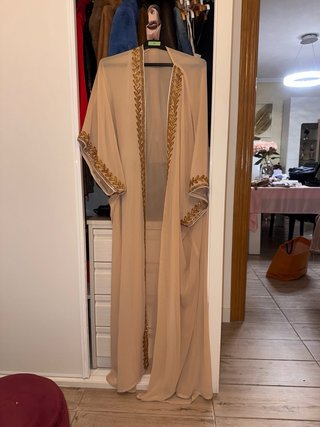 Ropa Beige y Dorada Talla Única