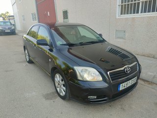 Toyota Avensis 2.2 D-4D Executive