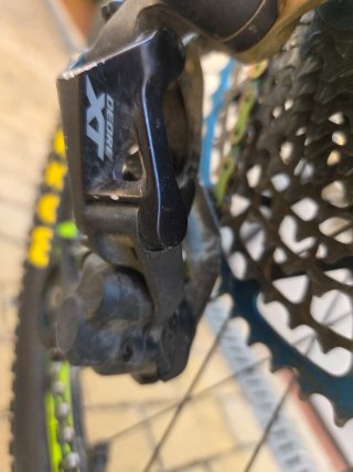 Bicicleta Montaña Giant Carbono