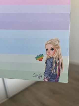 Carpeta diseño TOPModel +sobre+hojas