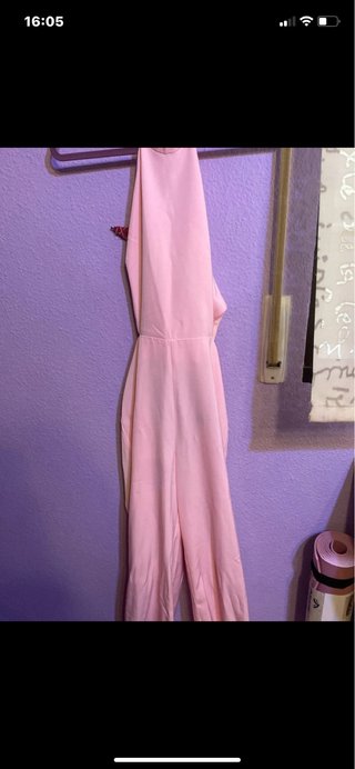 Mono rosa halter espalda abierta