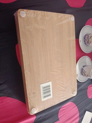 2 Tablas de cortar de bambú + 2 tazas de café rega