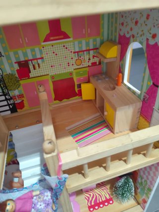 Casita de muñecas completa