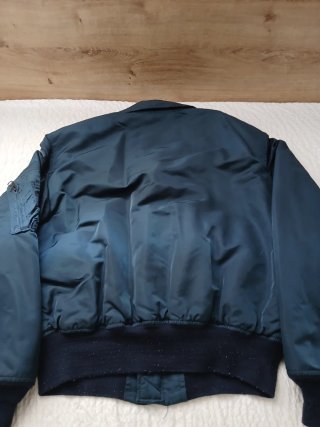 Chaqueta Alpha Industries CWU-45 Vintage (USA)