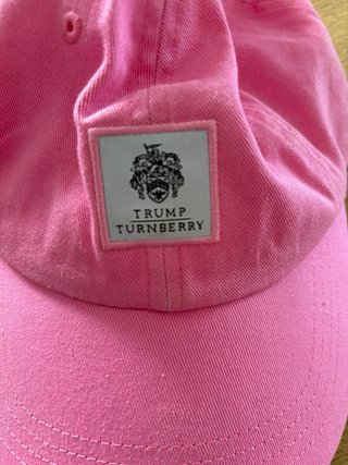 Gorra rosa Trump Turnberry