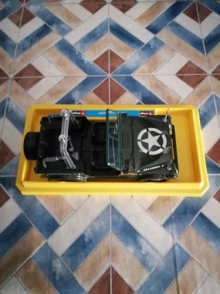 Modellino Jeep Wrangler Burago 1:24
