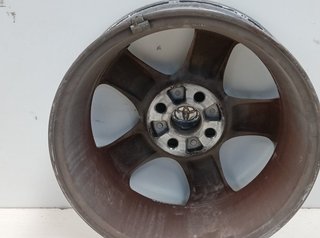 Toyota 301744 llanta 5.5jx15chet45 yaris live