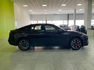 BMW Serie 2 M Sport Pro 220i 1.5 170CV Auto MHEV