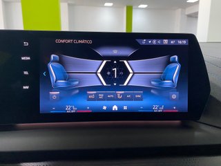 BMW Serie 2 M Sport Pro 220i 1.5 170CV Auto MHEV