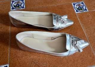 Zapatos Zara Basic plateados talla 37